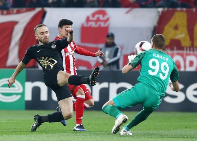 Ανέτοιμος ο Ολυμπιακός στο 0-0 με την Οσμανλίσπορ