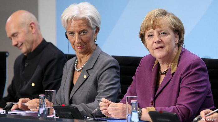 «Έκπτωση» στο ΔΝΤ ώστε να παραμείνει στο πρόγραμμα;