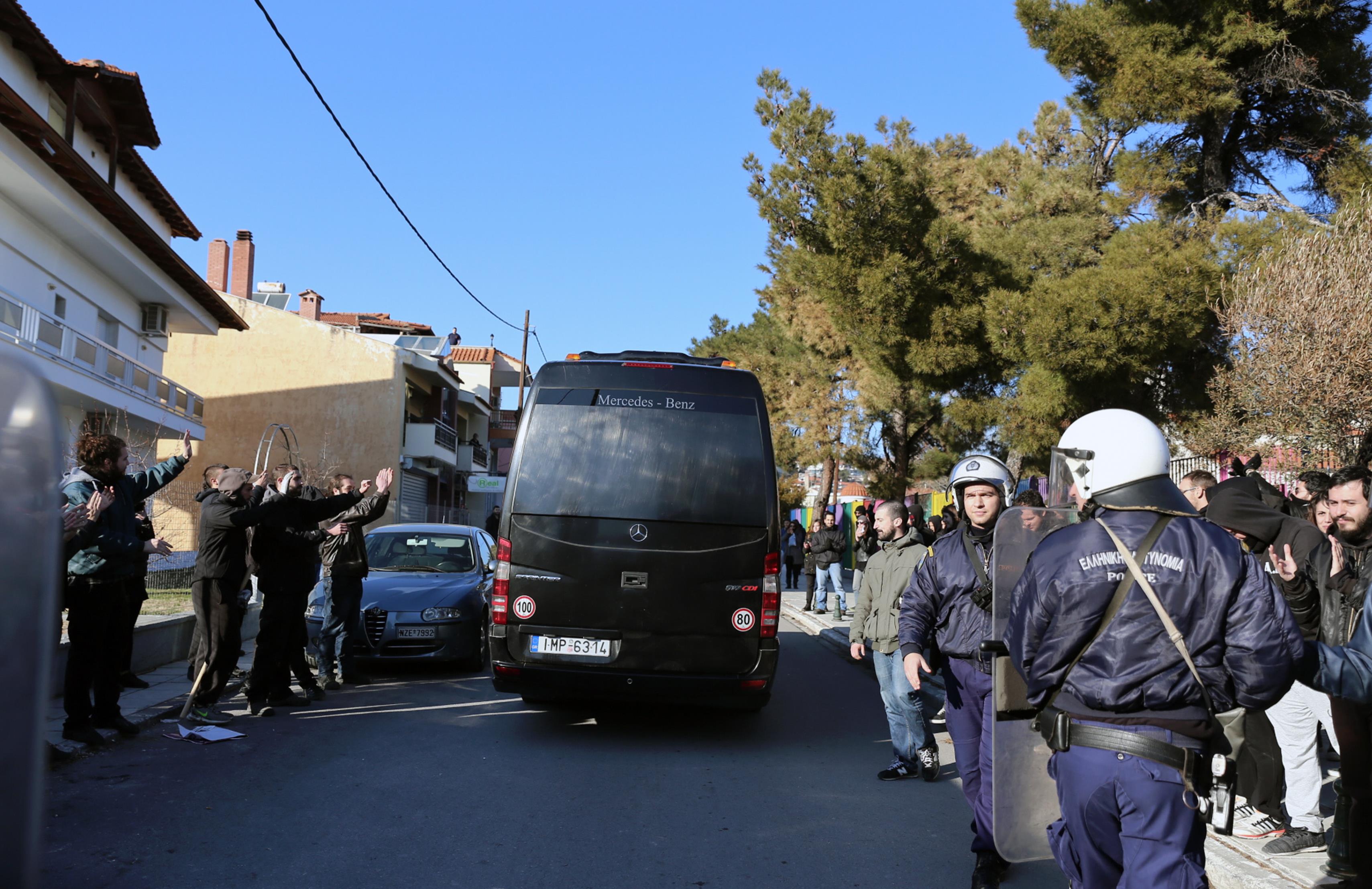 Σε αστυνομικό κλοιό το 1ο Δημοτικό στο Ωραιόκαστρο – Εισαγγελική παρέμβαση