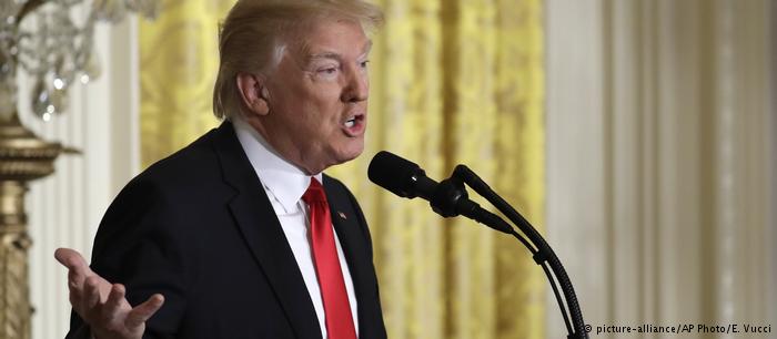 Γιατί ο Τραμπ απειλεί την Ευρώπη;