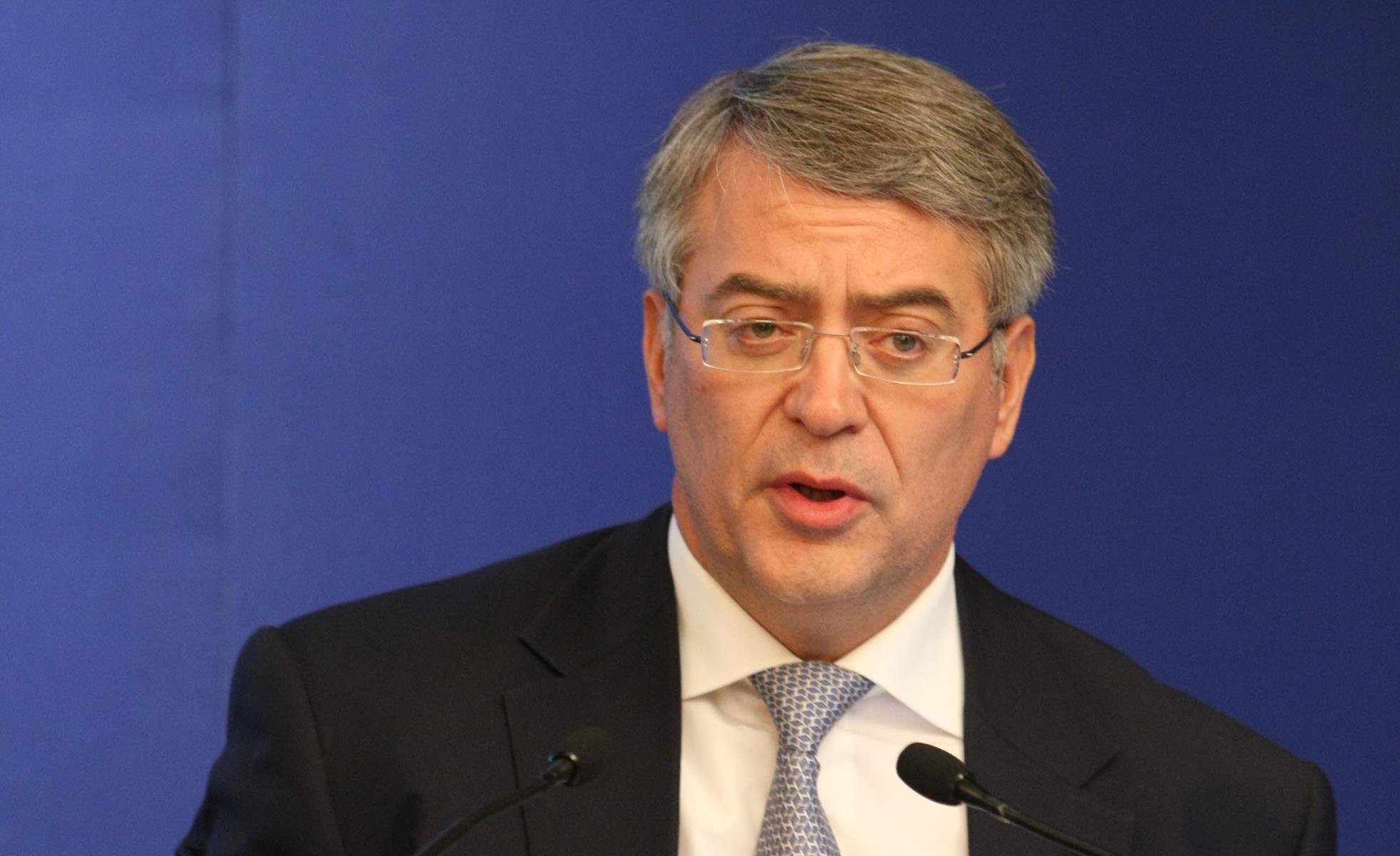 Παραίτηση του Απόστολου Ταμβακάκη από την Τράπεζα Πειραιώς