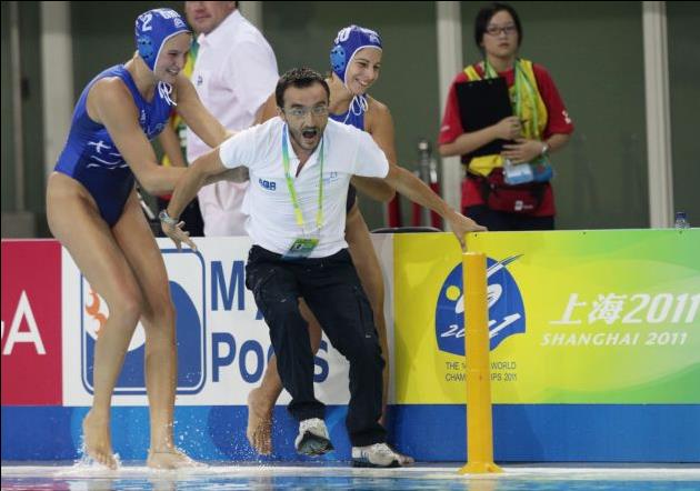 Παραιτήθηκε ο Κεχαγιάς, ξανά ο Μορφέσης στην εθνική πόλο γυναικών