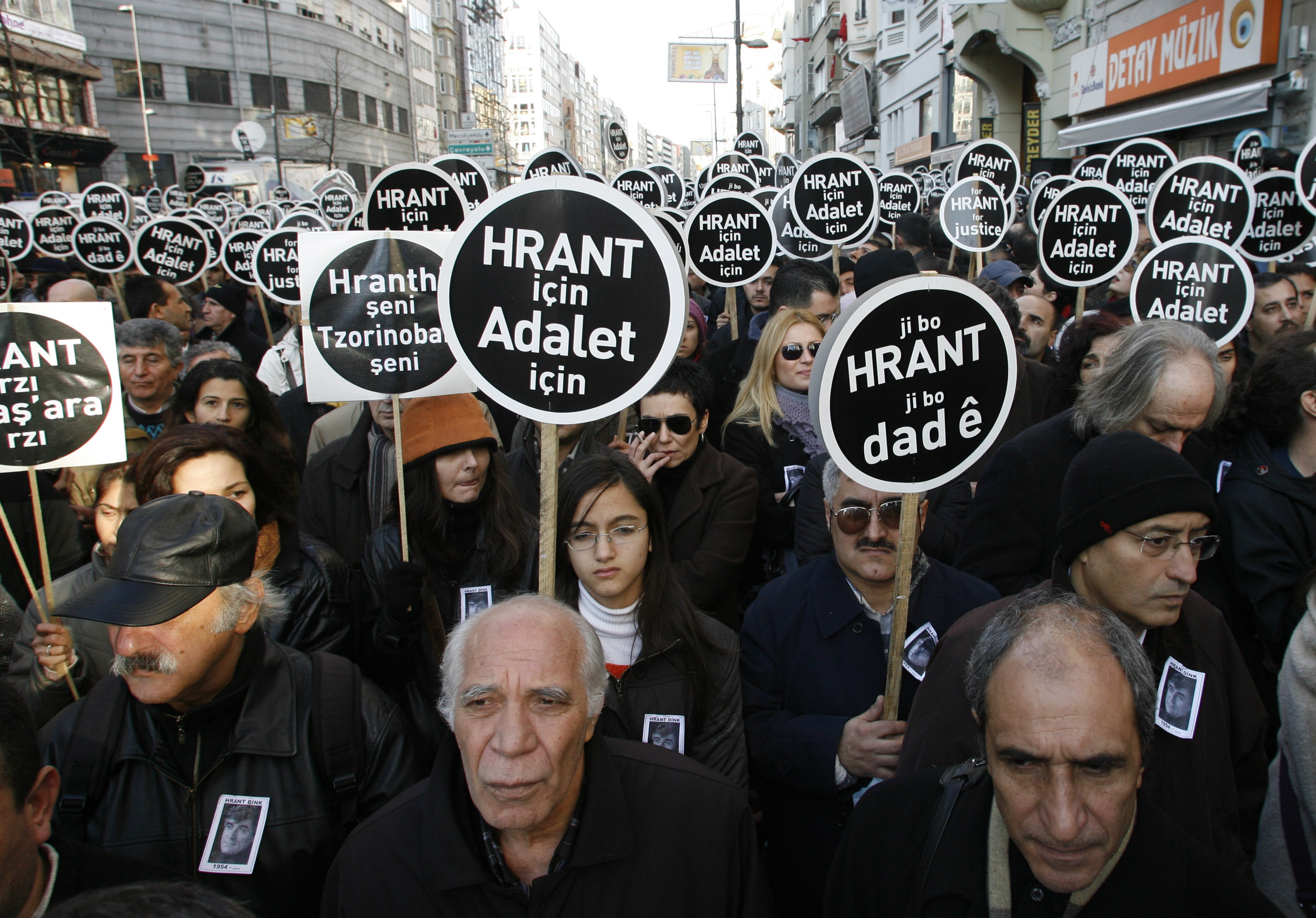 Η Άγκυρα συνδέει τον Γκιουλέν και με τη δολοφονία του Χραντ Ντινκ