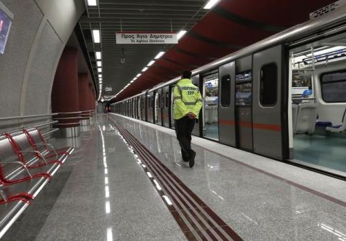 Αλαλούμ στο Μετρό: Ανεστάλη η στάση εργασίας 12:00-16:00