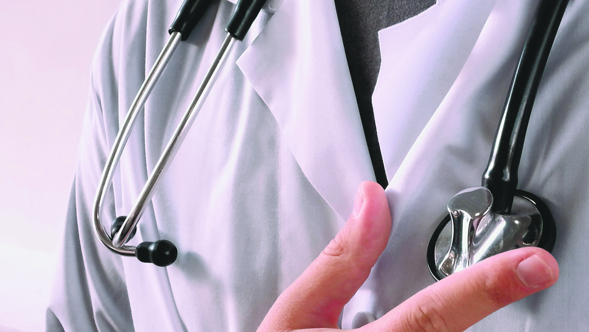 Με πανελλαδικές οι ειδικότητες στους γιατρούς