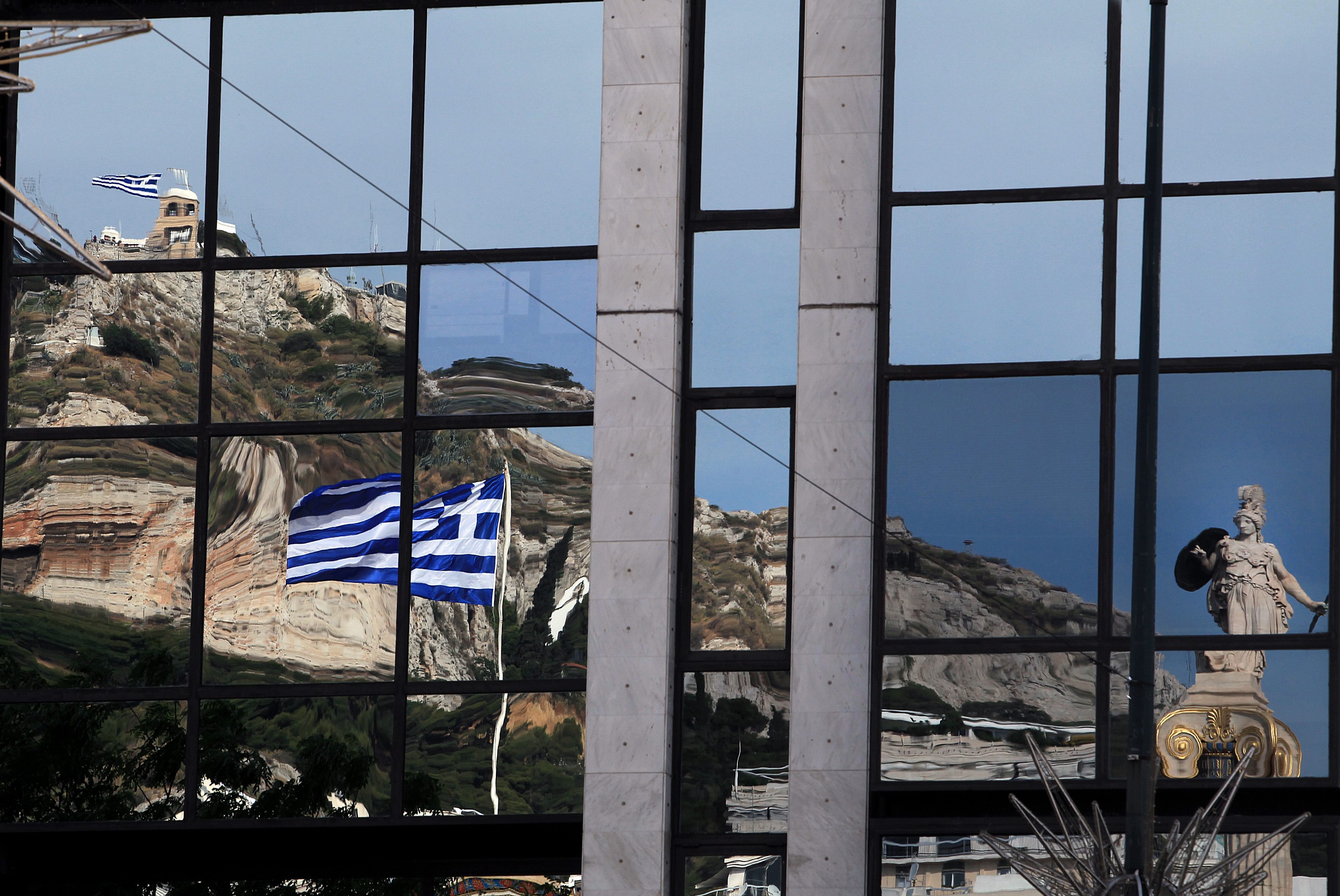 Bloomberg: Προς επανάληψη του δράματος του 2015 στην Ελλάδα