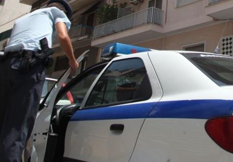 Mολότοφ κατά ιδιωτικής κλινικής στο Χαλάνδρι