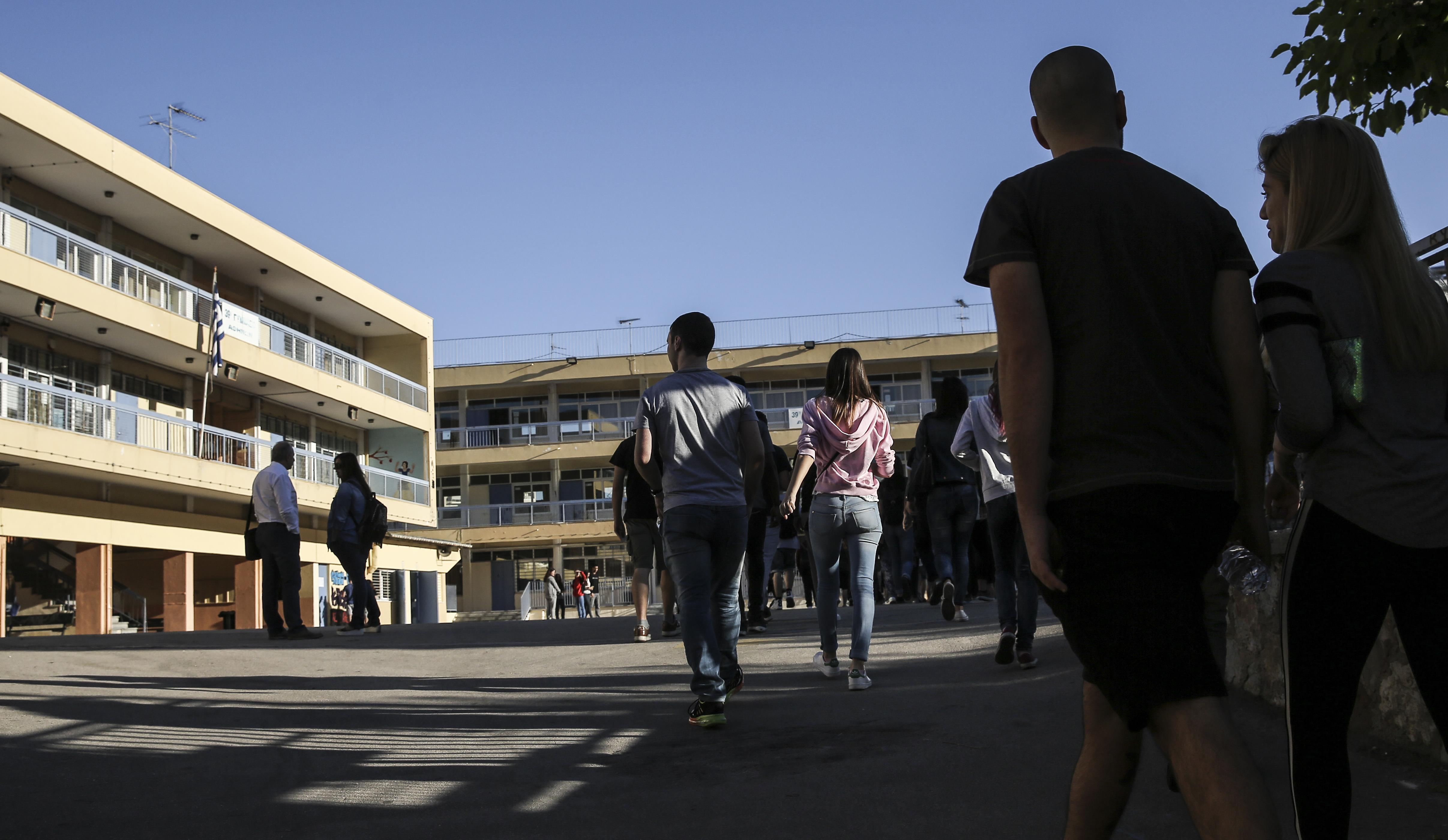Αξιολόγηση των εκπαιδευτικών χωρίς ανακοινώσεις και συνέπειες