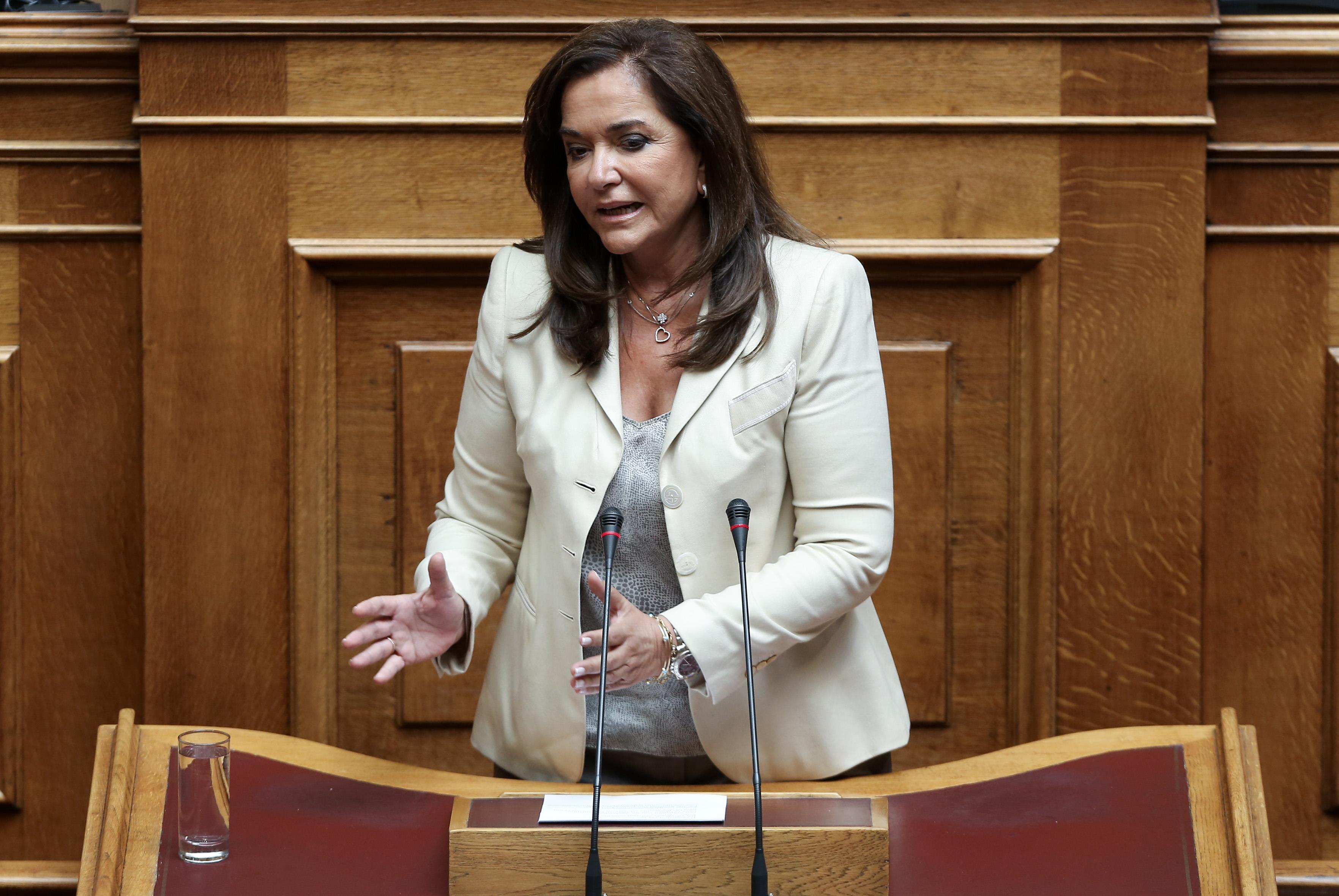 Μπακογιάννη: Πολέμιος του ευρώ ο πρόεδρος του Αναπτυξιακού Συμβουλίου