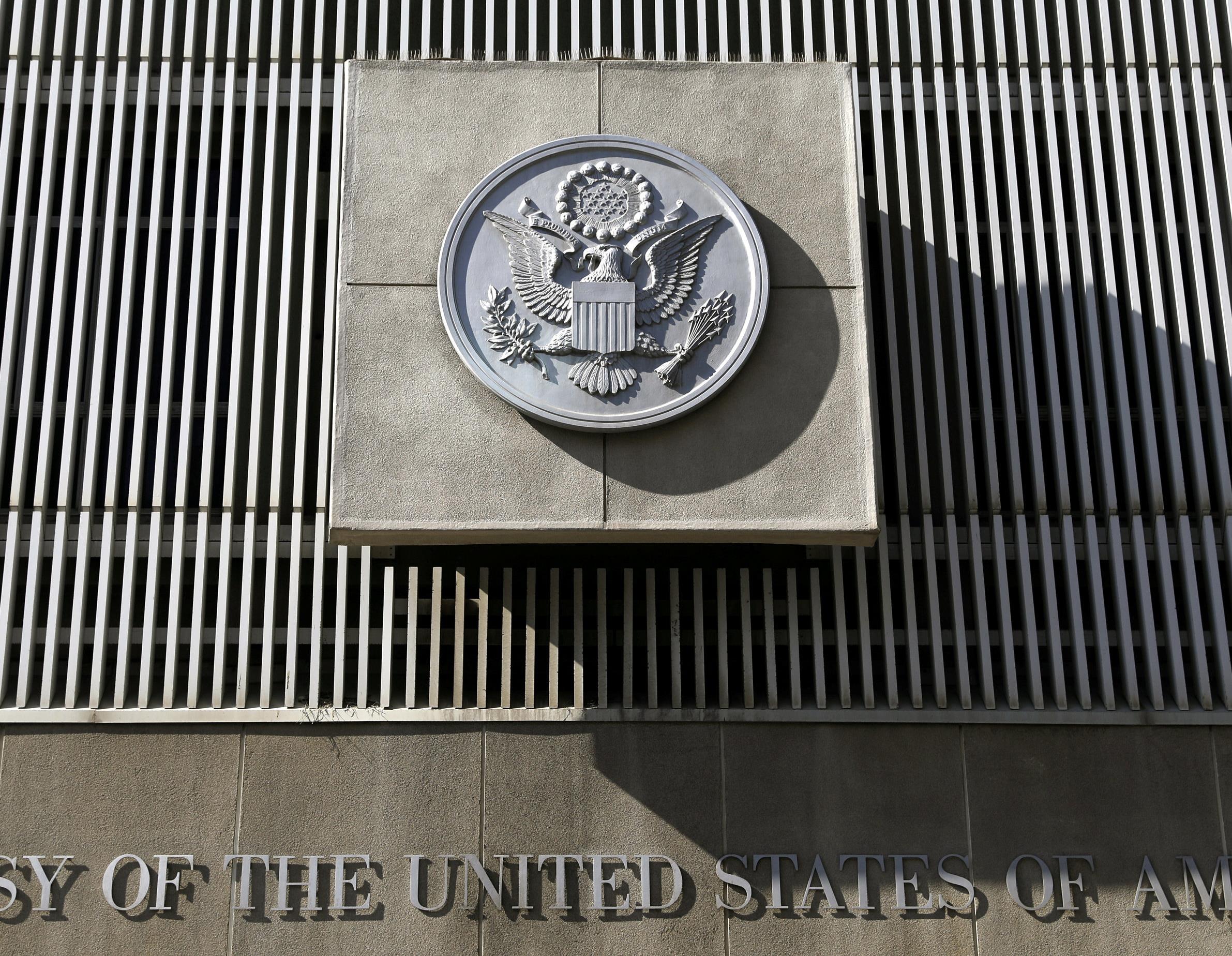 Διπλωμάτης έφυγε από τη Ν.Ζηλανδία με σπασμένη μύτη και μαυρισμένο μάτι