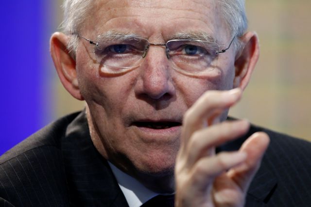 Συνάντηση Β.Σόιμπλε – Στ.Μνούτσιν την επόμενη εβδομάδα