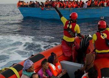 Διαξιφισμοί Frontex και MKO για τη διάσωση προσφύγων