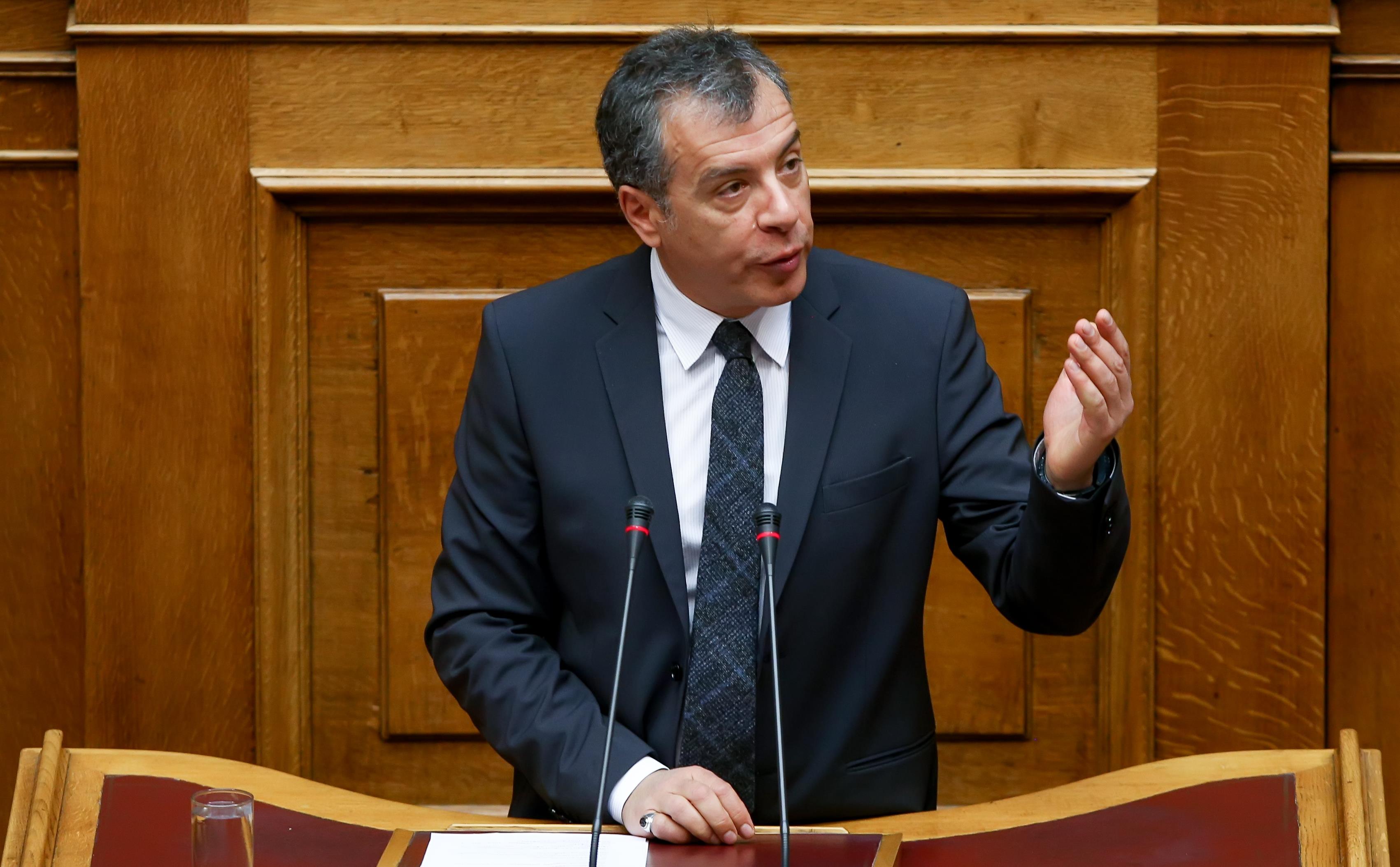 Θεοδωράκης: Στην κυβέρνηση έχουν θεοποιήσει την καθυστέρηση