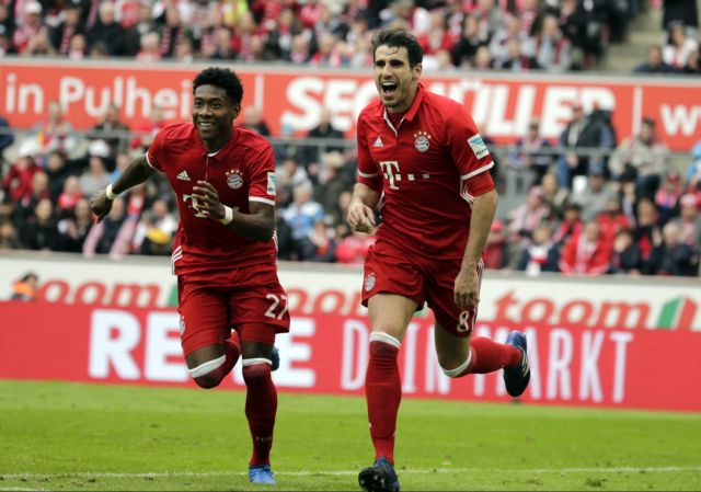 Ξεφεύγει η Μπάγερν, εύκολα η Ντόρτμουντ