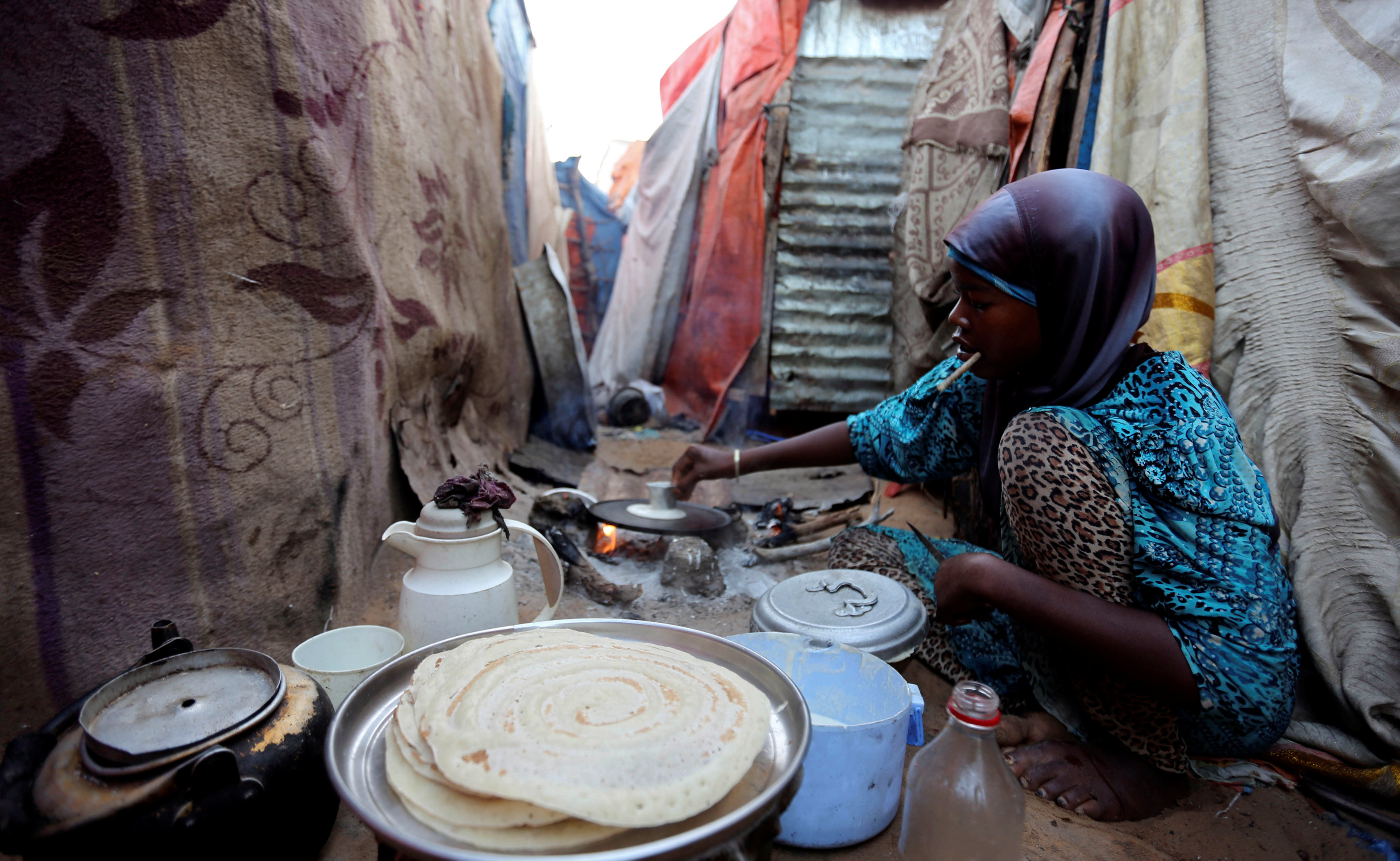 Στη Σομαλία που λιμοκτονεί ο ΓΓ του ΟΗΕ