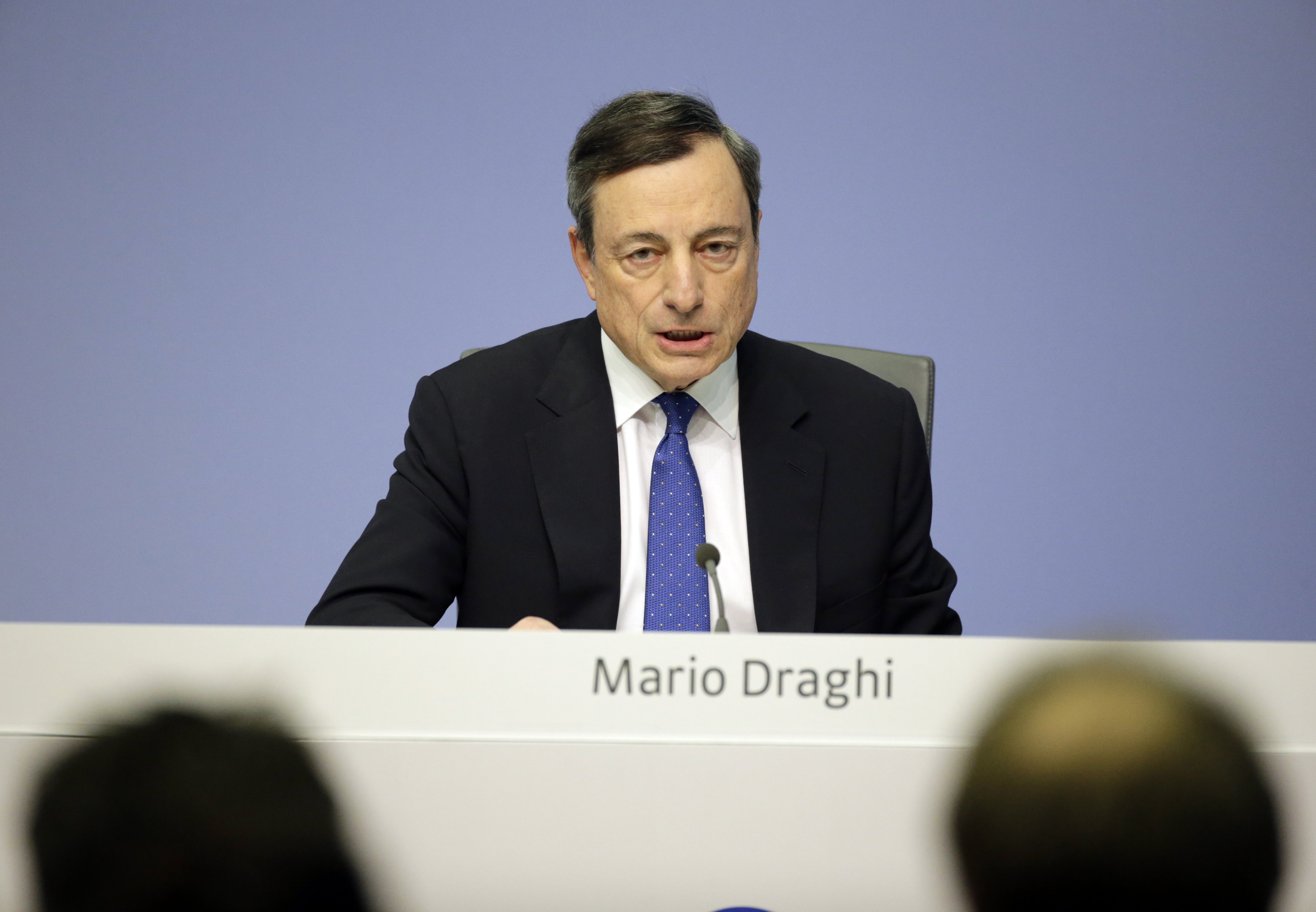 Ντράγκι: Αναγκαία παραμένει η χαλαρή νομισματική πολιτική