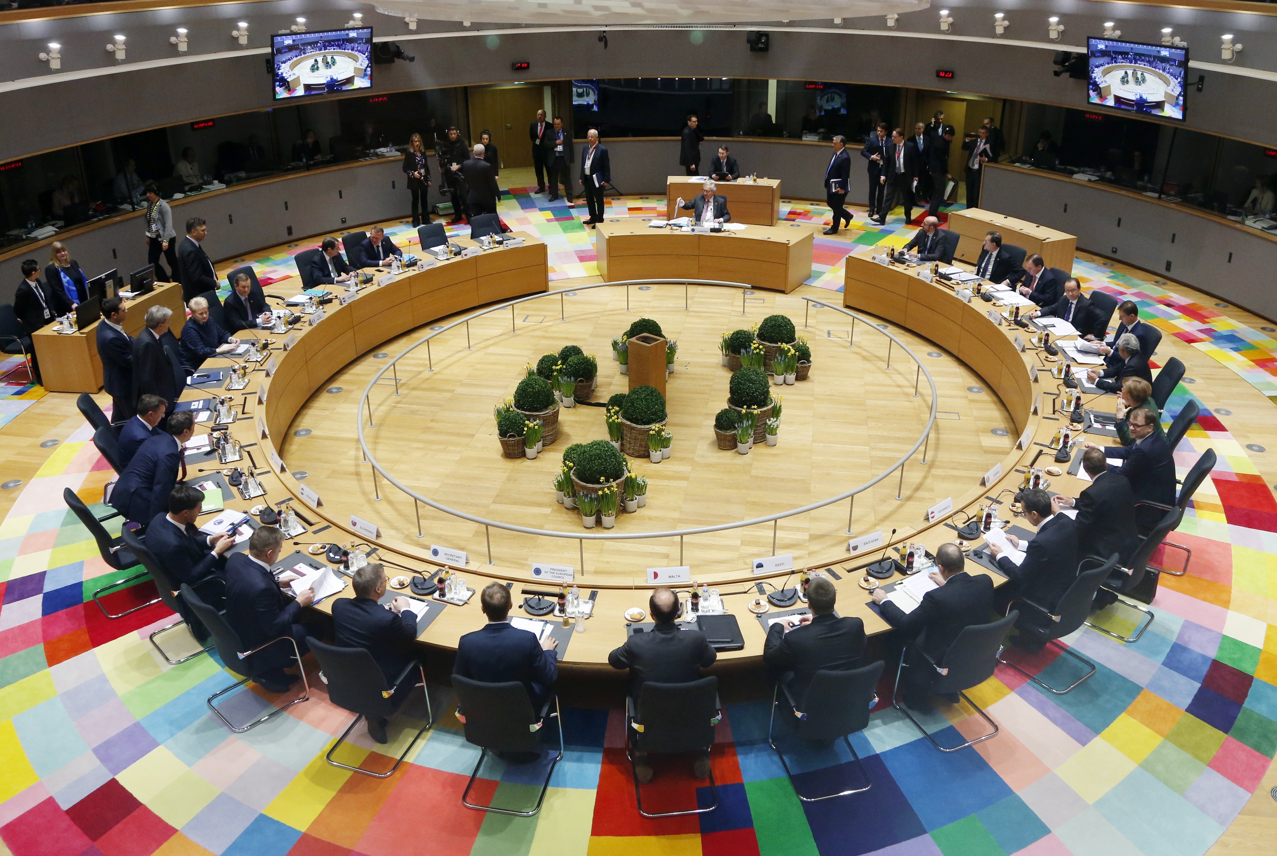 Bloomberg: Σαφές μήνυμα των ηγετών της ΕΕ για προώθηση του ελεύθερου εμπορίου