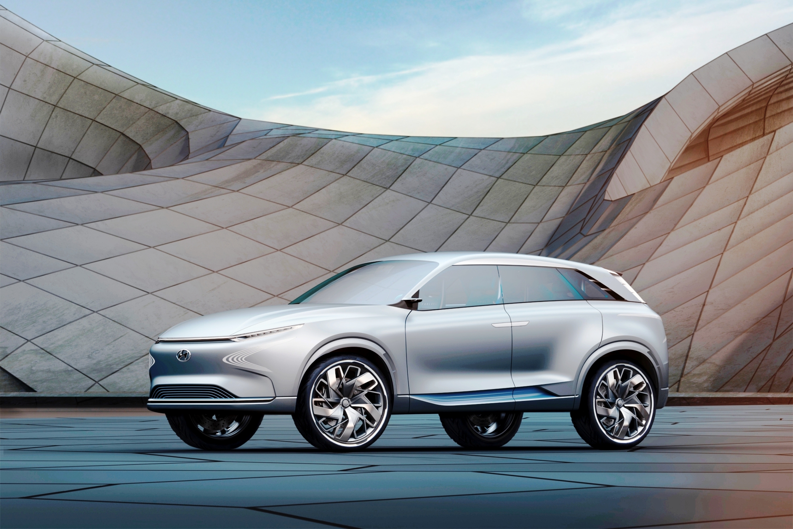 Hyundai: Το FE Fuel Cell Concept δείχνει τον δρόμο του υδρογόνου