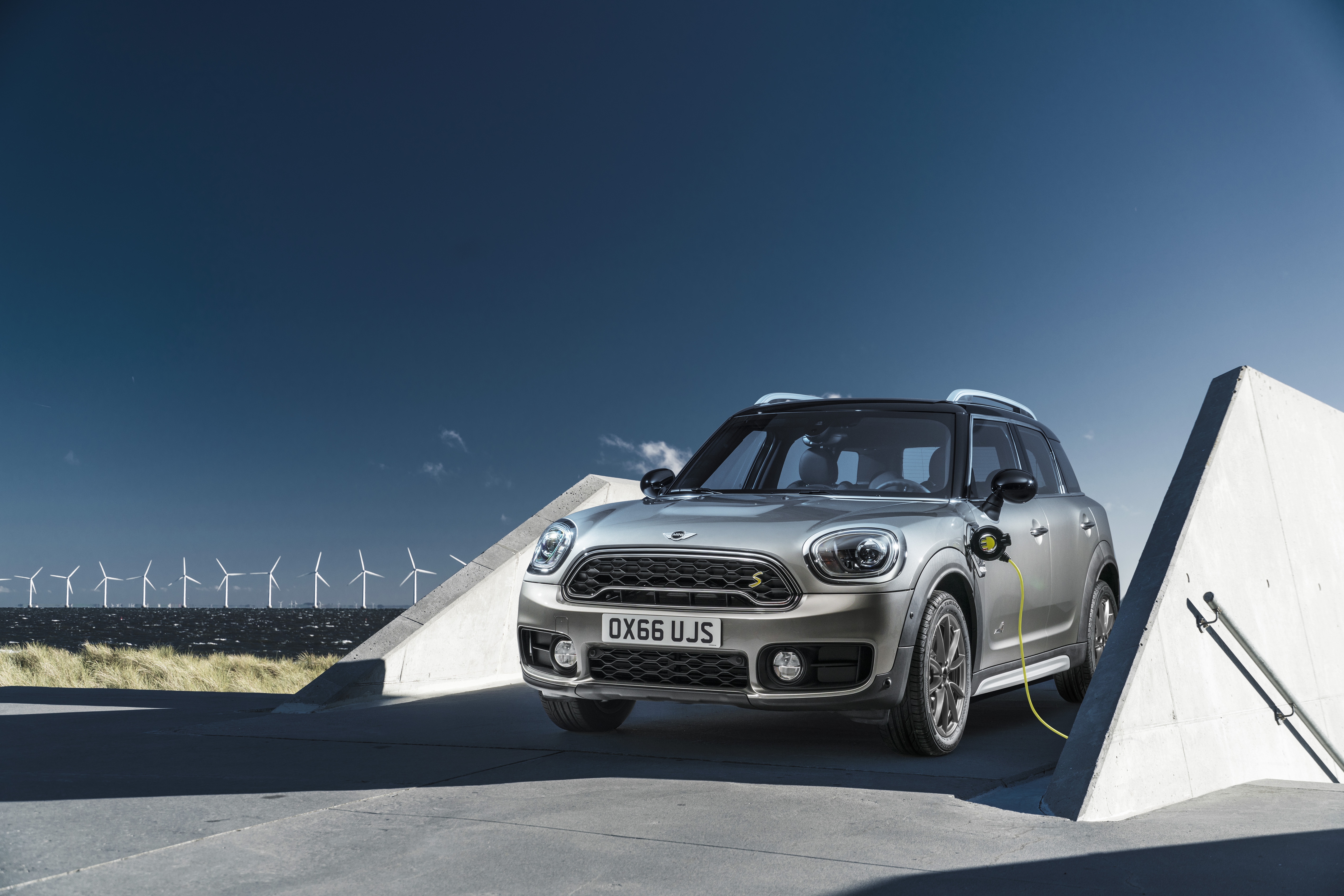 Mini Cooper S E Countryman ALL4: To υβριδικό που καίει 2,3 λίτρα/100χλμ