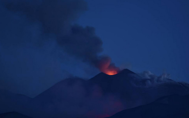 Τουρίστες και εικονολήπτες του BBC τραυματίστηκαν από έκρηξη στην Αίτνα