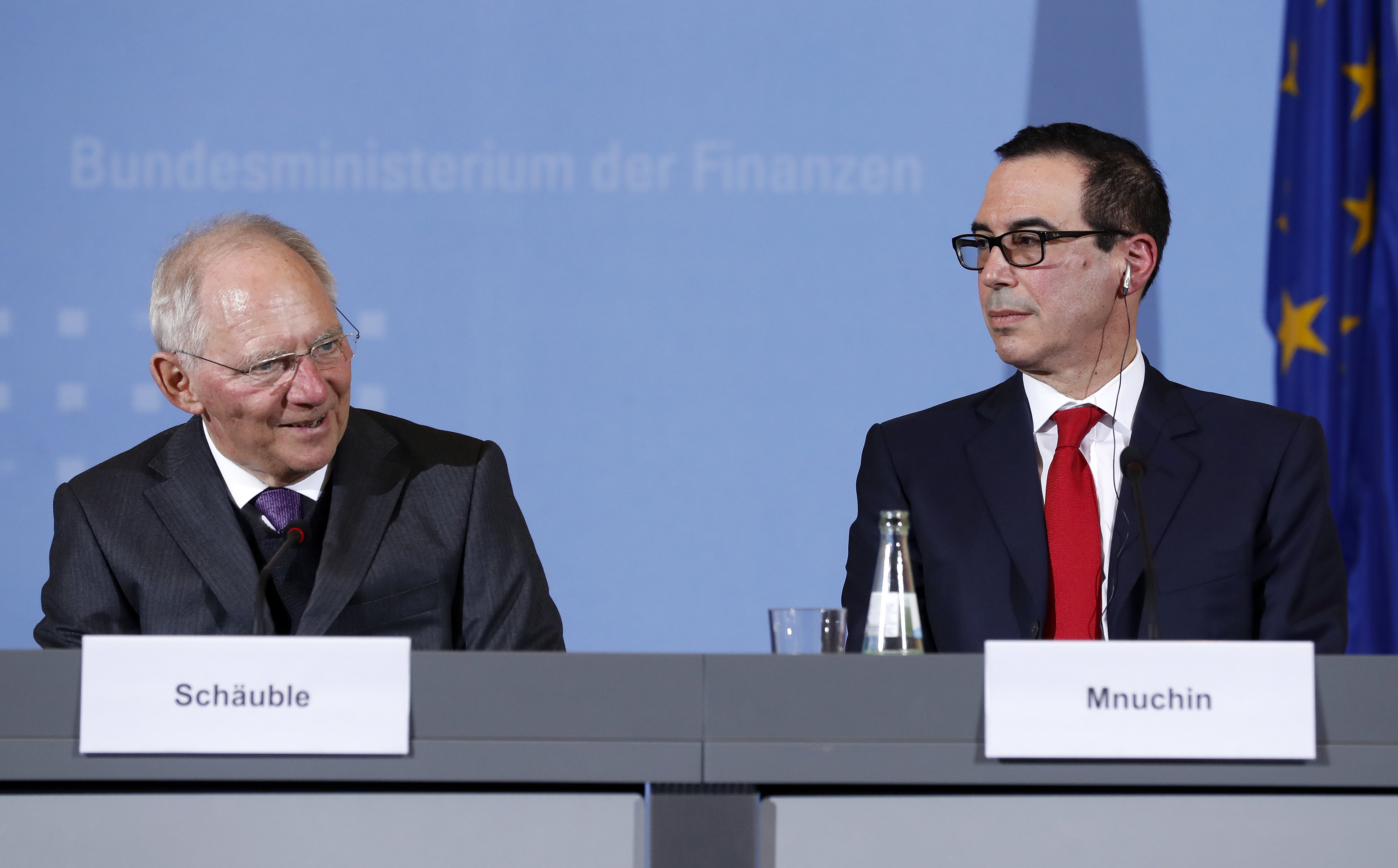 «Δεν θέλουμε εμπορικό πόλεμο» διαβεβαιώνουν οι ΗΠΑ τη Γερμανία