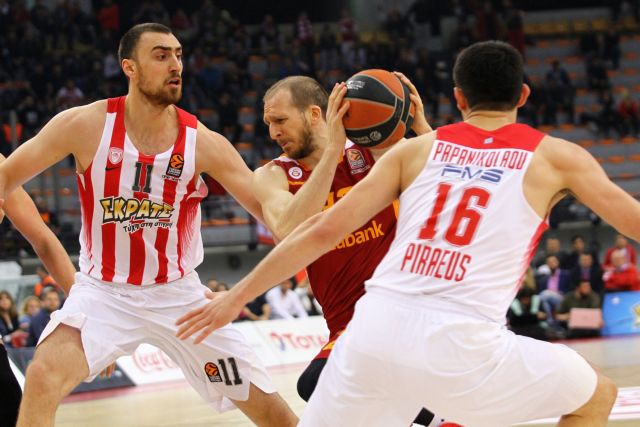 «Αυτοκτονία» Ολυμπιακού στο ΣΕΦ με ήττα από τη Γαλατάσαραϊ