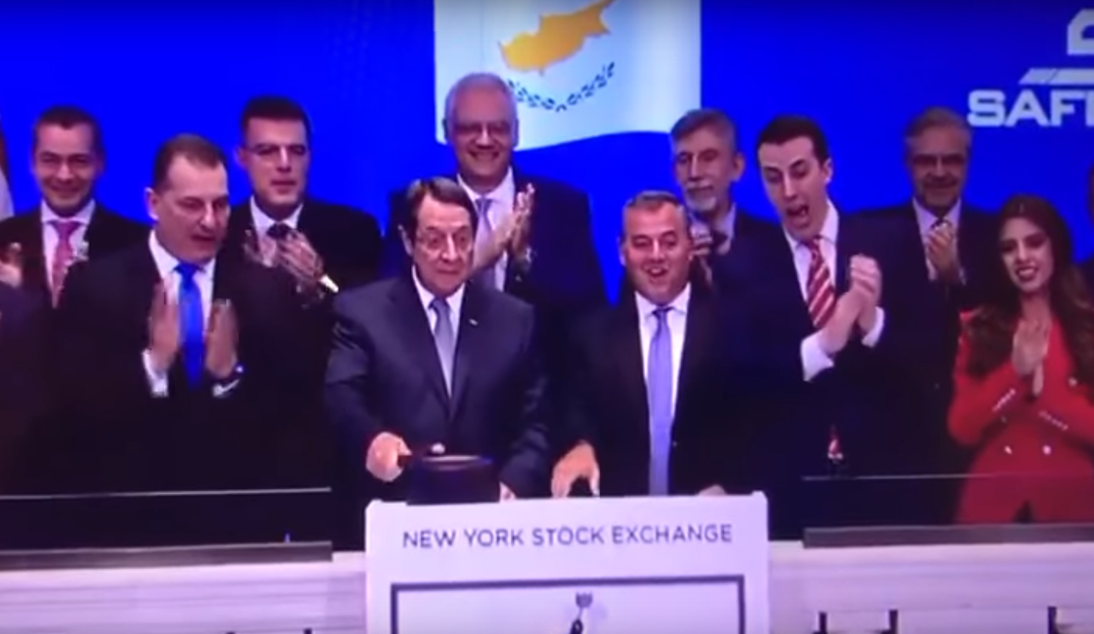 Έσπασε το σφυρί της Wall Street ο Νίκος Αναστασιάδης