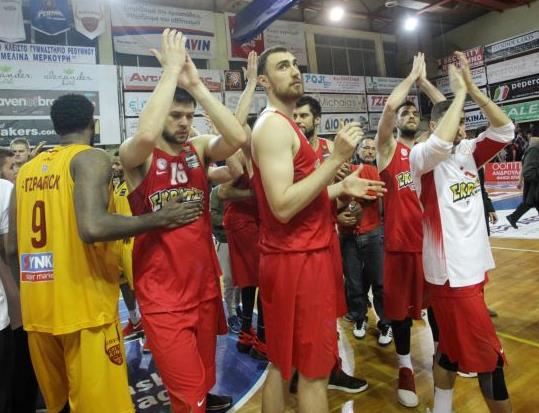 O Ολυμπιακός πήρε νίκη… πρωτιάς στο Ρέθυμνο