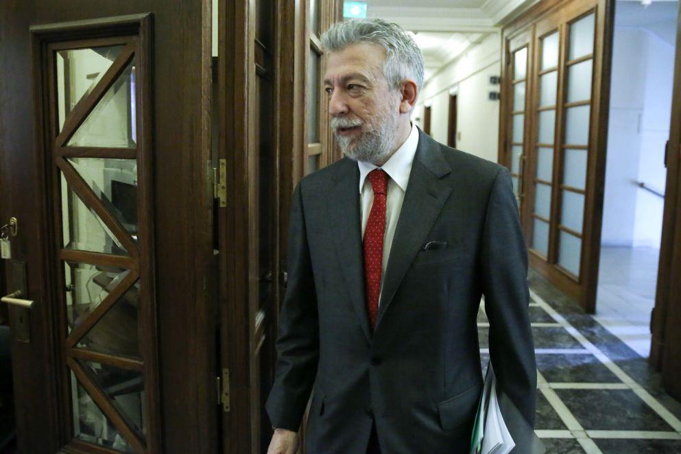 Τρεις δικογραφίες για πολιτικά πρόσωπα έστειλε ο Στ.Κοντονής στη Βουλή