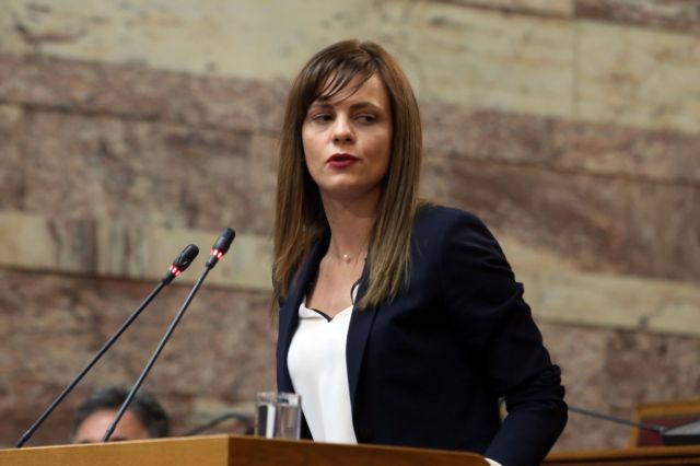 Αχτσιόγλου: Οι συλλογικές συμβάσεις δεν είναι ιδεοληψία