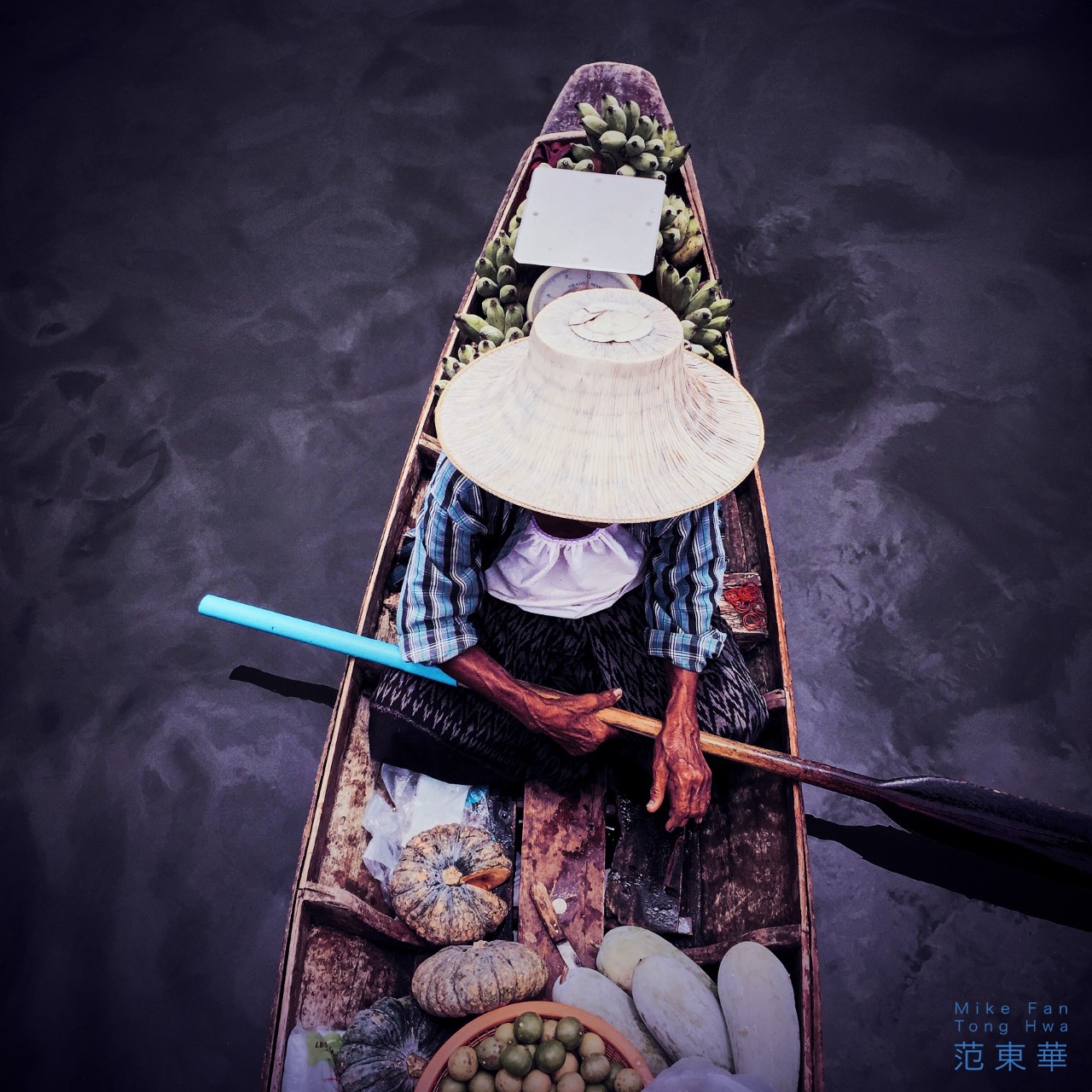 Μέσα από το φακό δύο πολυταξιδεμένων φωτογράφων