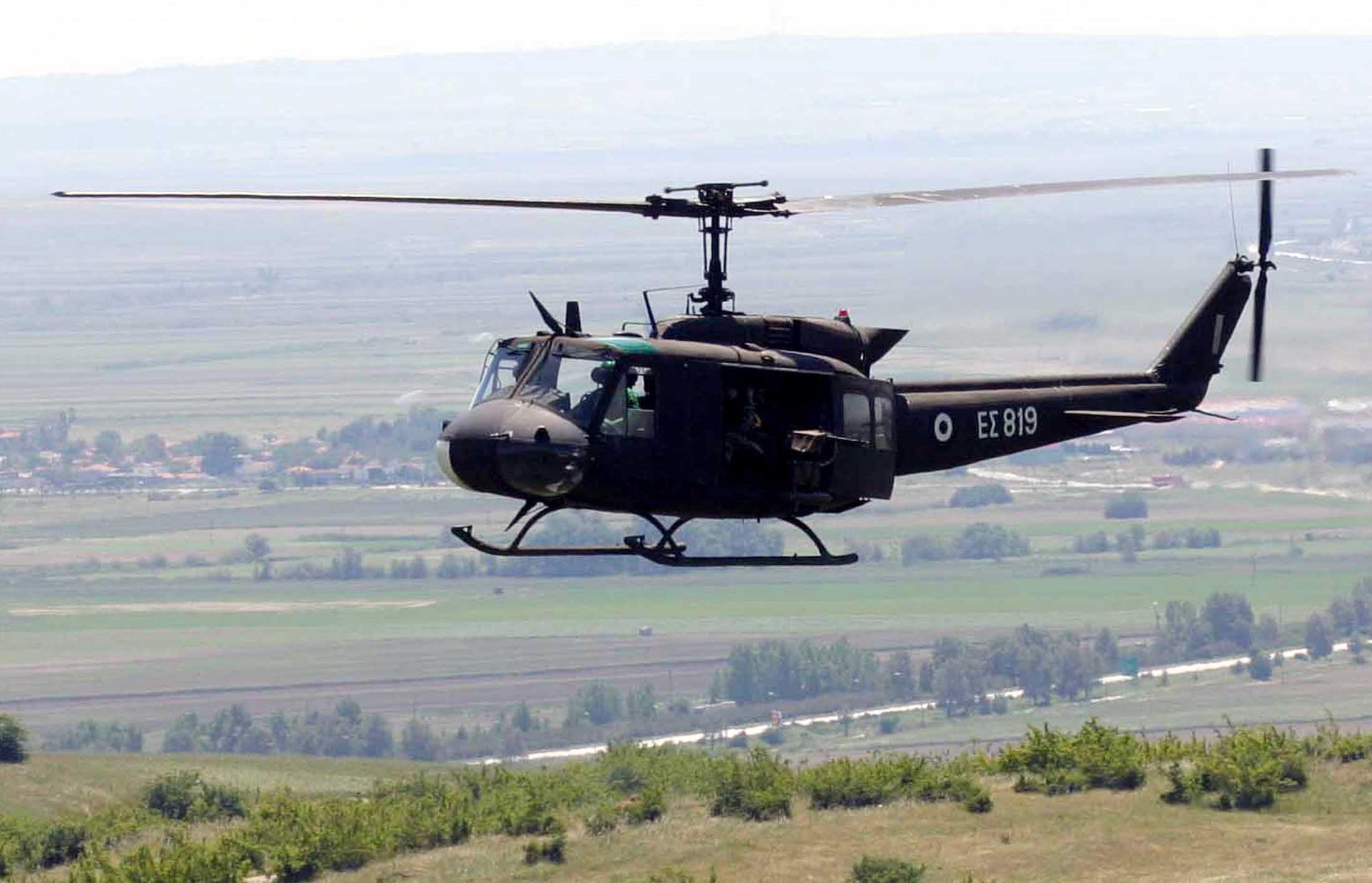 Kατέπεσε στρατιωτικό ελικόπτερο, νεκροί οι 4 από τους 5 επιβαίνοντες