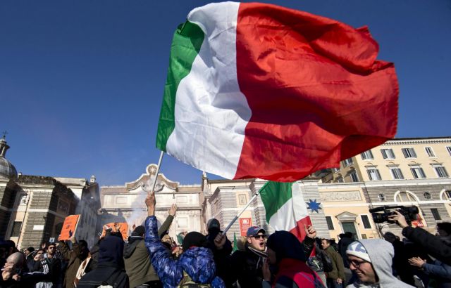 To 11,9% των Ιταλών αντιμετωπίζει σοβαρές στερήσεις σε υλικά αγαθά