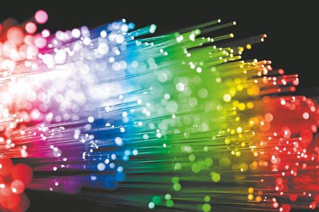 Οπτικές ίνες μέχρι το σπίτι αναπτύσσει ο ΟΤΕ