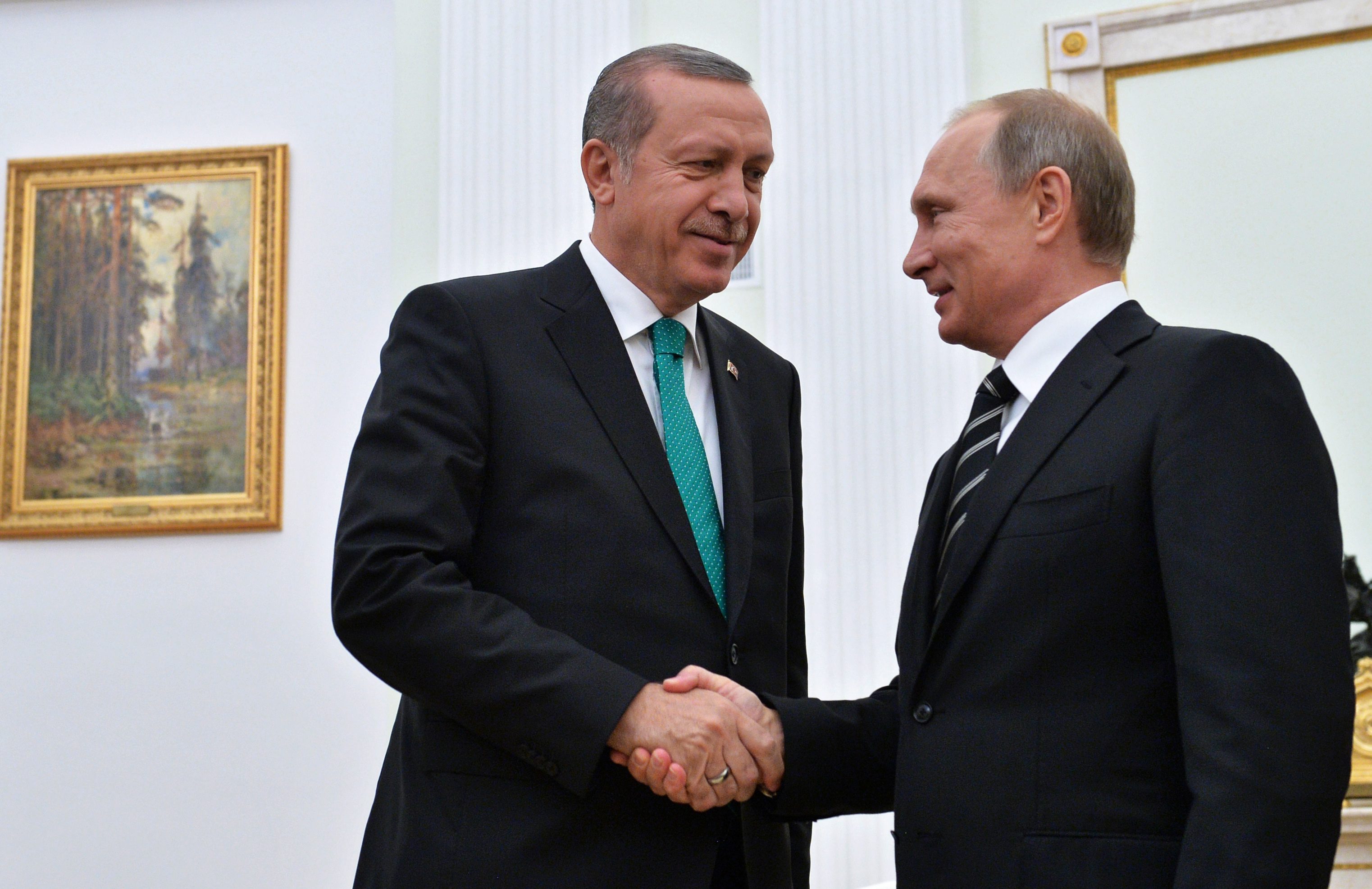 Ο Πούτιν συνεχάρη τον Ερντογάν για τη νίκη του στο δημοψήφισμα