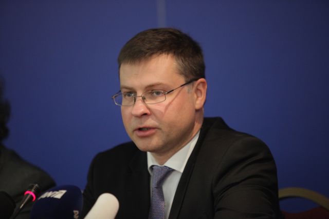 Ντομπρόφσκις: Αμεση ολοκλήρωση της β' αξιολόγησης
