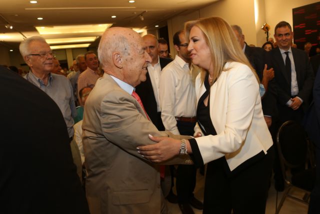 Συνάντηση Γεννηματά με Σημίτη για τις εξελίξεις στο ΠΑΣΟΚ