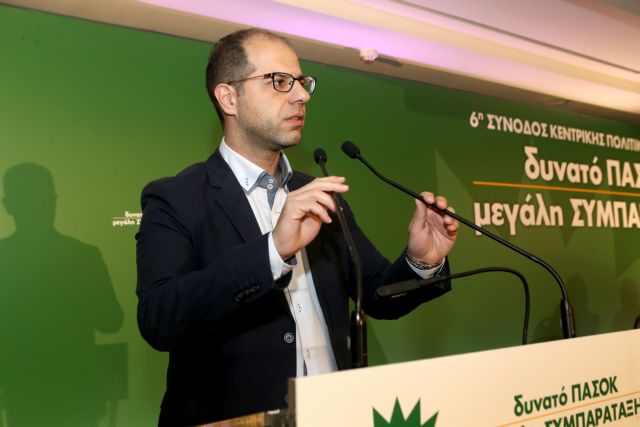 Ξεκαλάκης εναντίον Γεννηματά για την καρατόμησή του