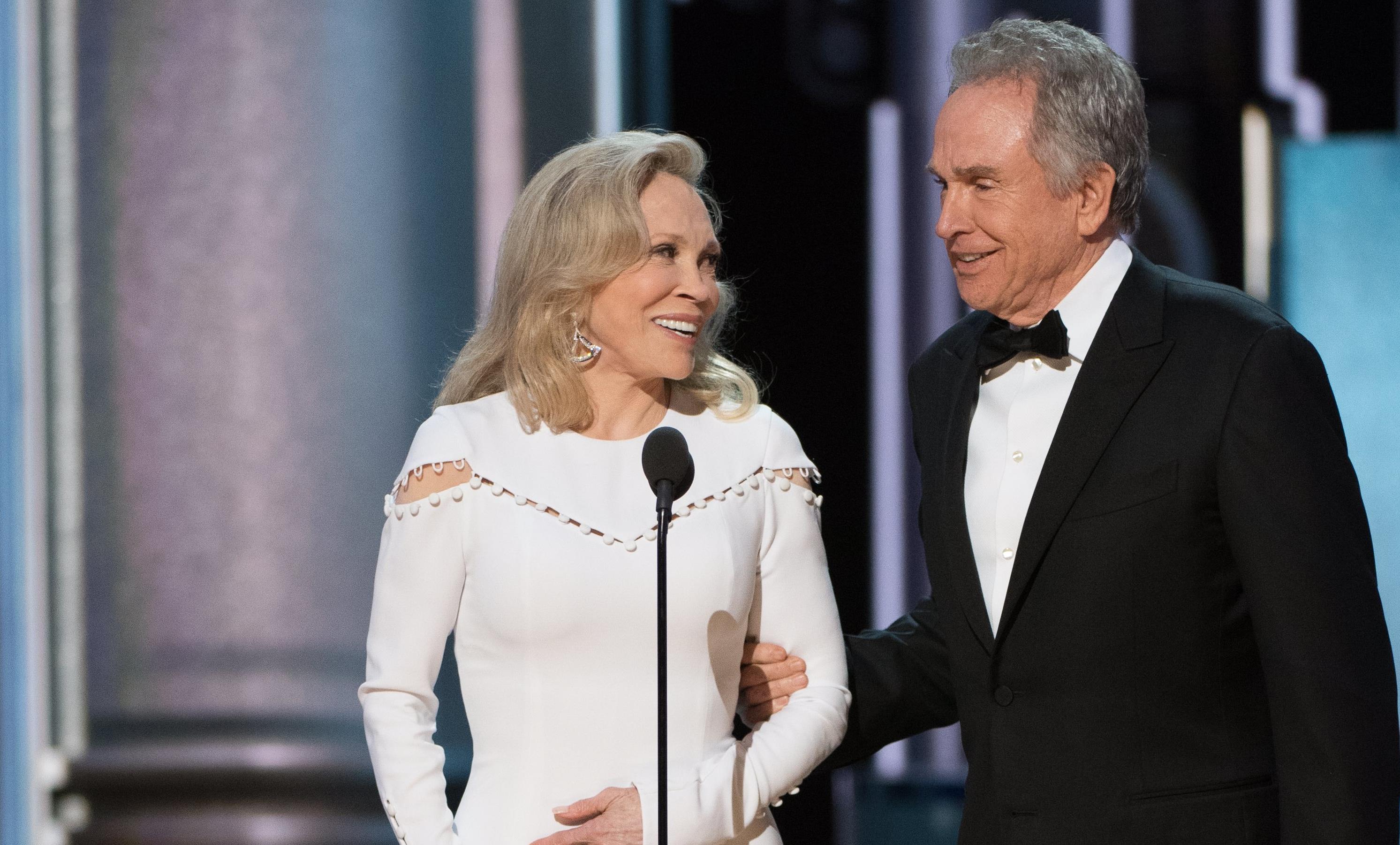 Θύμωσα με τον εαυτό μου, δηλώνει η Φέι Ντάναγουεϊ για το λάθος στα Όσκαρ