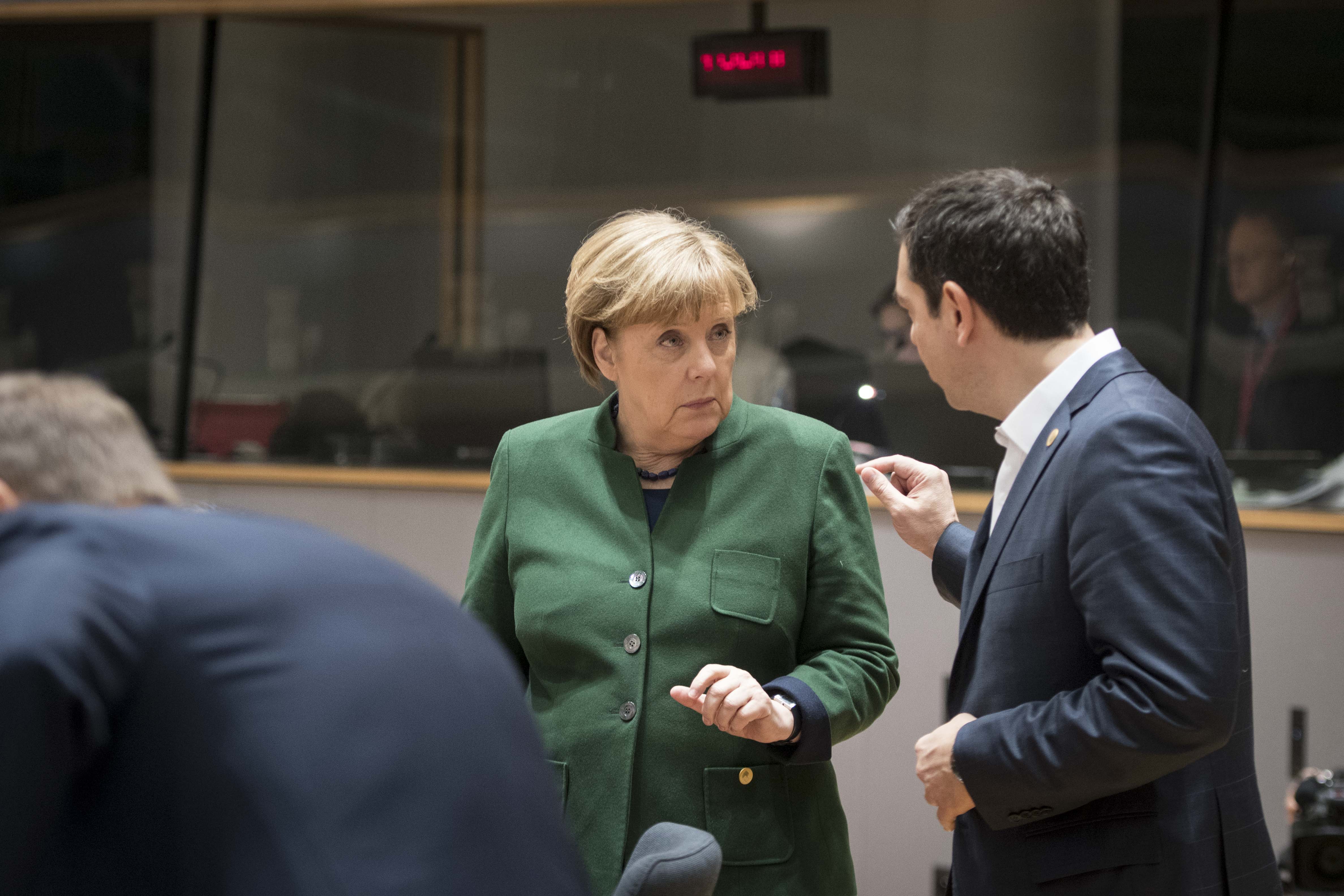 «Η Μέρκελ εργάζεται για λύση στο Eurogroup της Μάλτας» σύμφωνα με πηγή