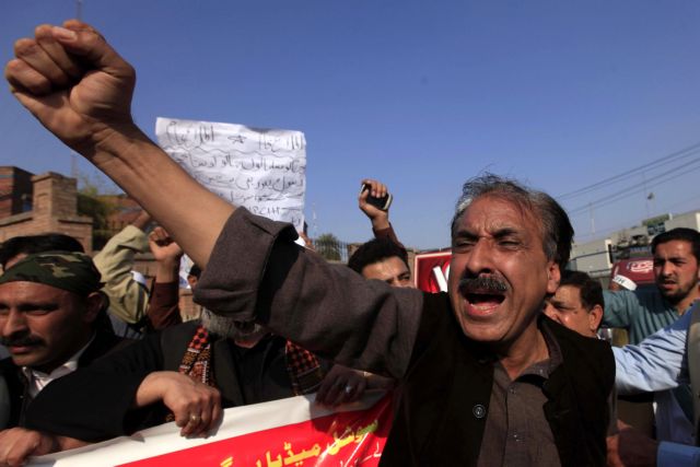 Πακιστάν: Λίντσαραν φοιτητή που κατηγορήθηκε για «βλασφημία»