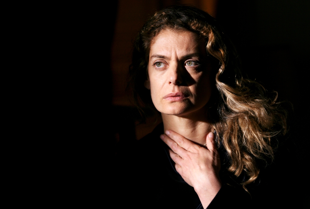 Άντζελα Ισμαήλος: «Είναι στην Ελλάδα το Εγώ τόσο μεγάλο ή οι διαπλοκές τόσο μεγαλειώδεις»;