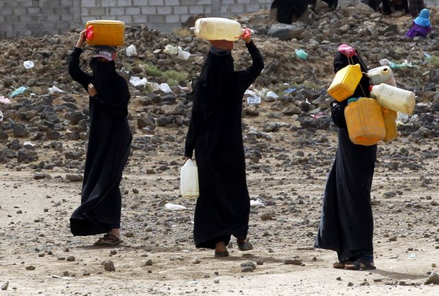 ΠΟΥ: Δύο δισεκατομμύρια άνθρωποι πίνουν νερό μολυσμένο με περιττώματα