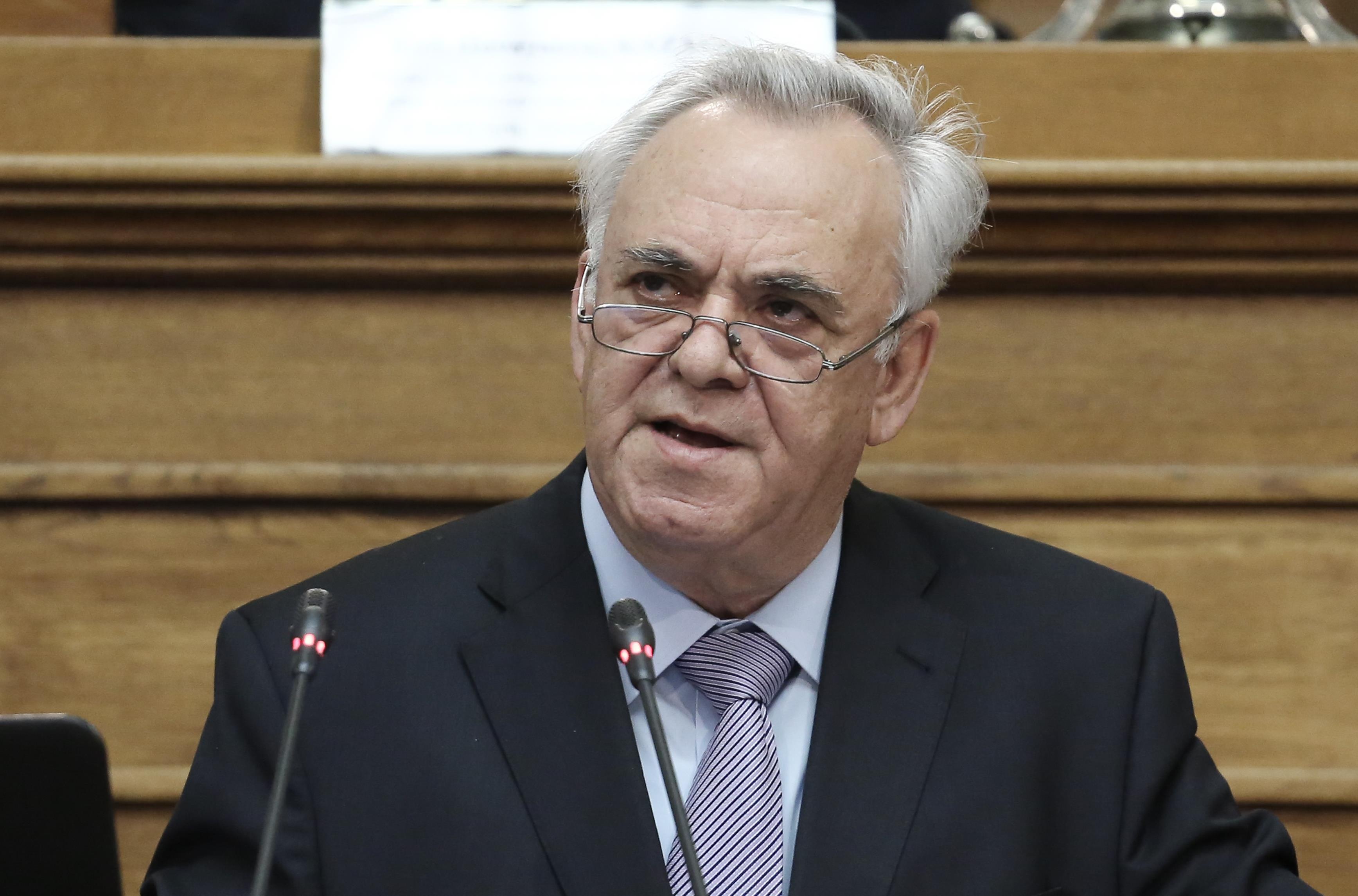 Δραγασάκης: Να ενισχυθεί ο ρόλος των συνεταιριστικών τραπεζών