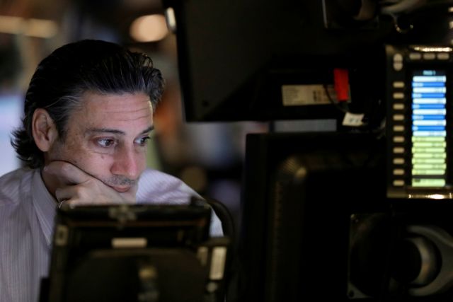 H απόδοση των ελληνικών ομολόγων υποχωρεί μετά τη συμφωνία στο Eurogroup