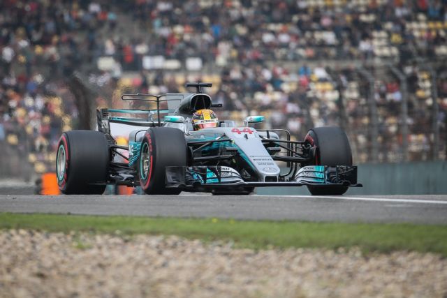 Ο Χάμιλτον ξανά την pole position στην Κίνα