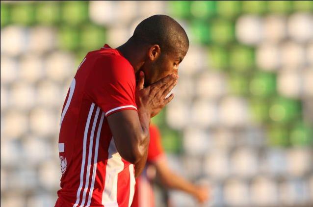 Τρεις αγωνιστικές στον Σεμπά, χάνει τη ρεβάνς με την ΑΕΚ