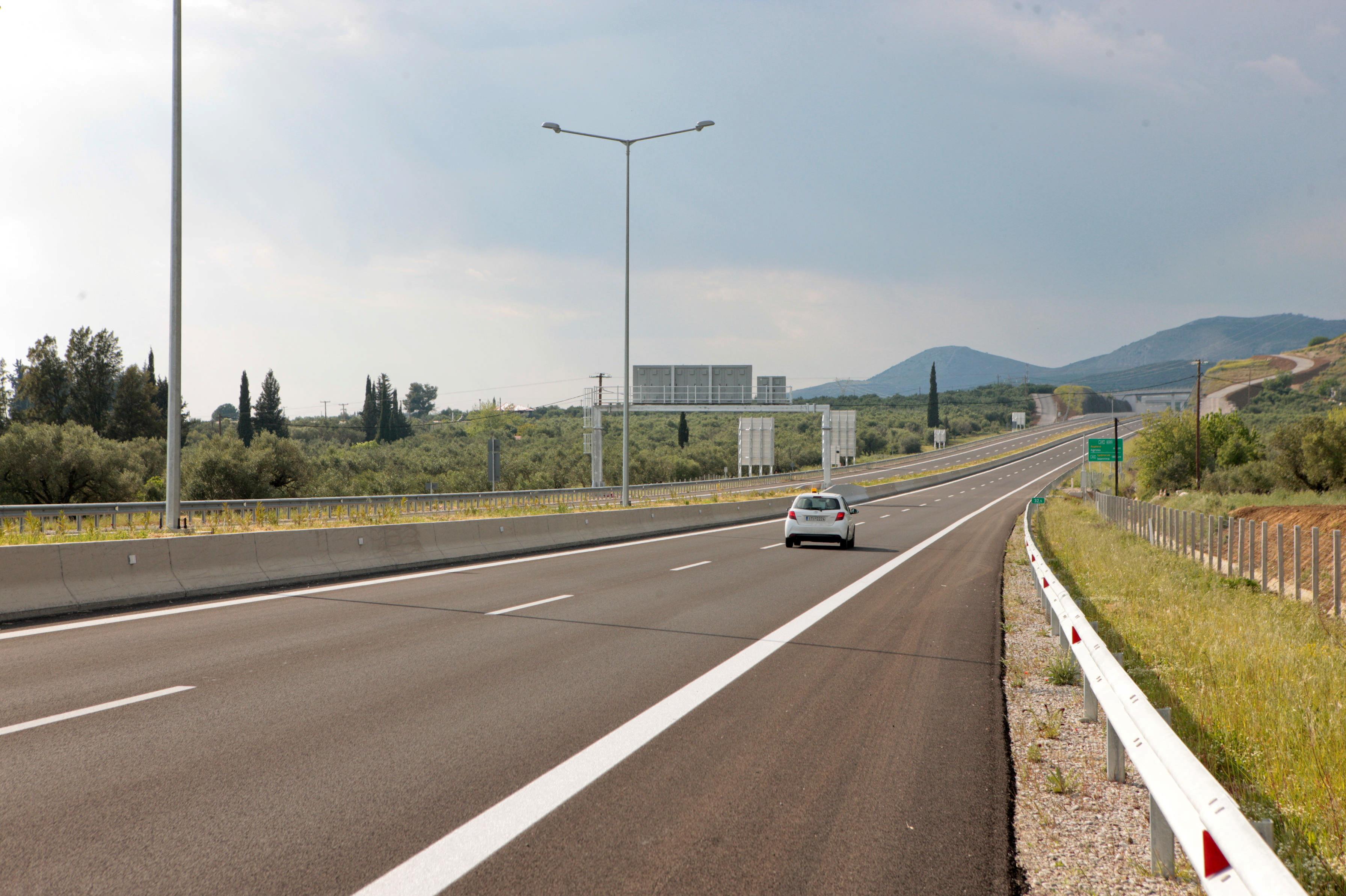 Ιόνια Οδός: Από τα μεσάνυχτα διόδια σε Αγγελόκαστρο και Κουβαρά