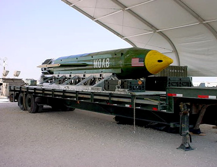 Οι ΗΠΑ έριξαν τη «μητέρα όλων των βομβών» στο Αφγανιστάν