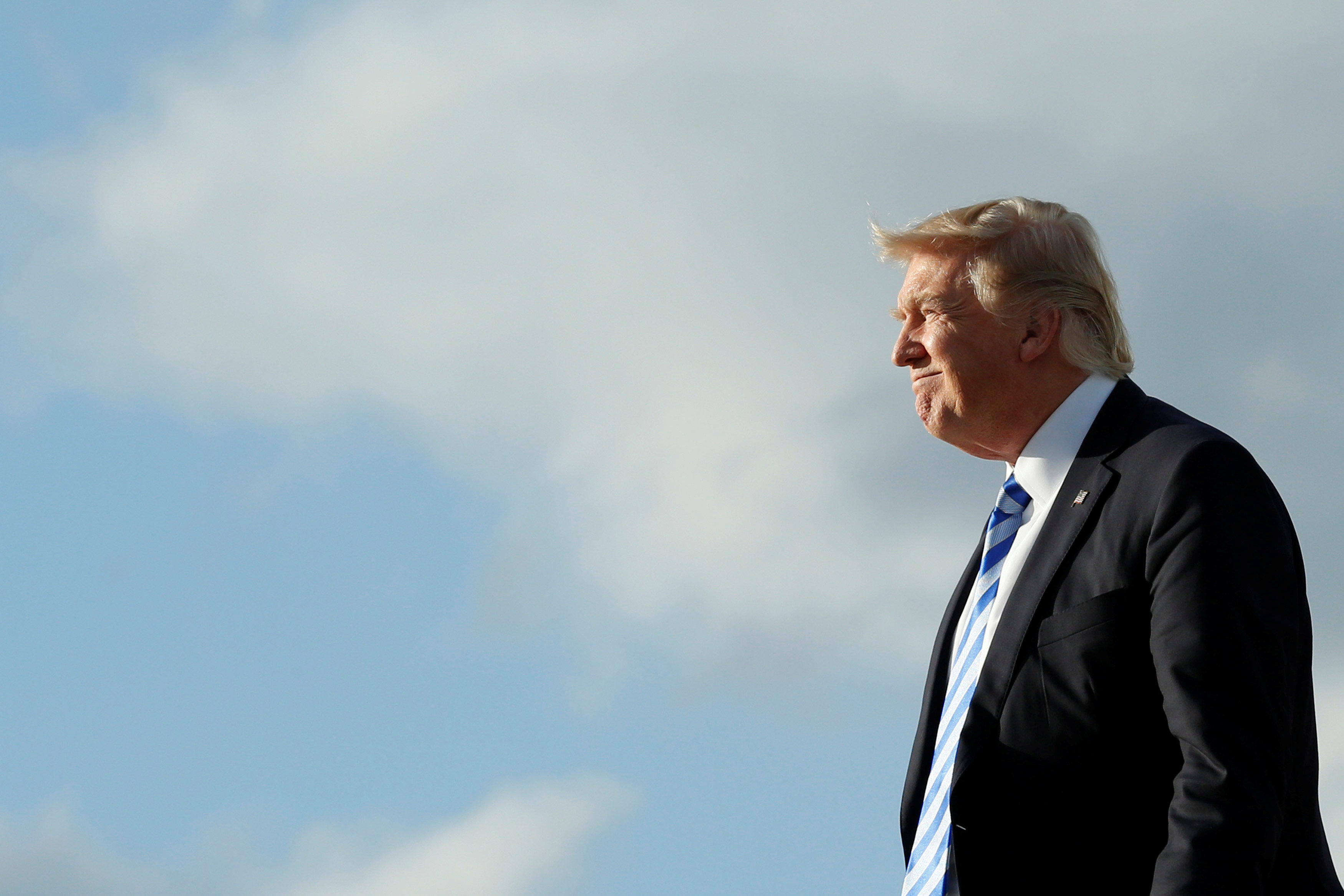 Διάταγμα για αναθεώρηση εμπορικών συμφωνιών θα υπογράψει ο Τραμπ